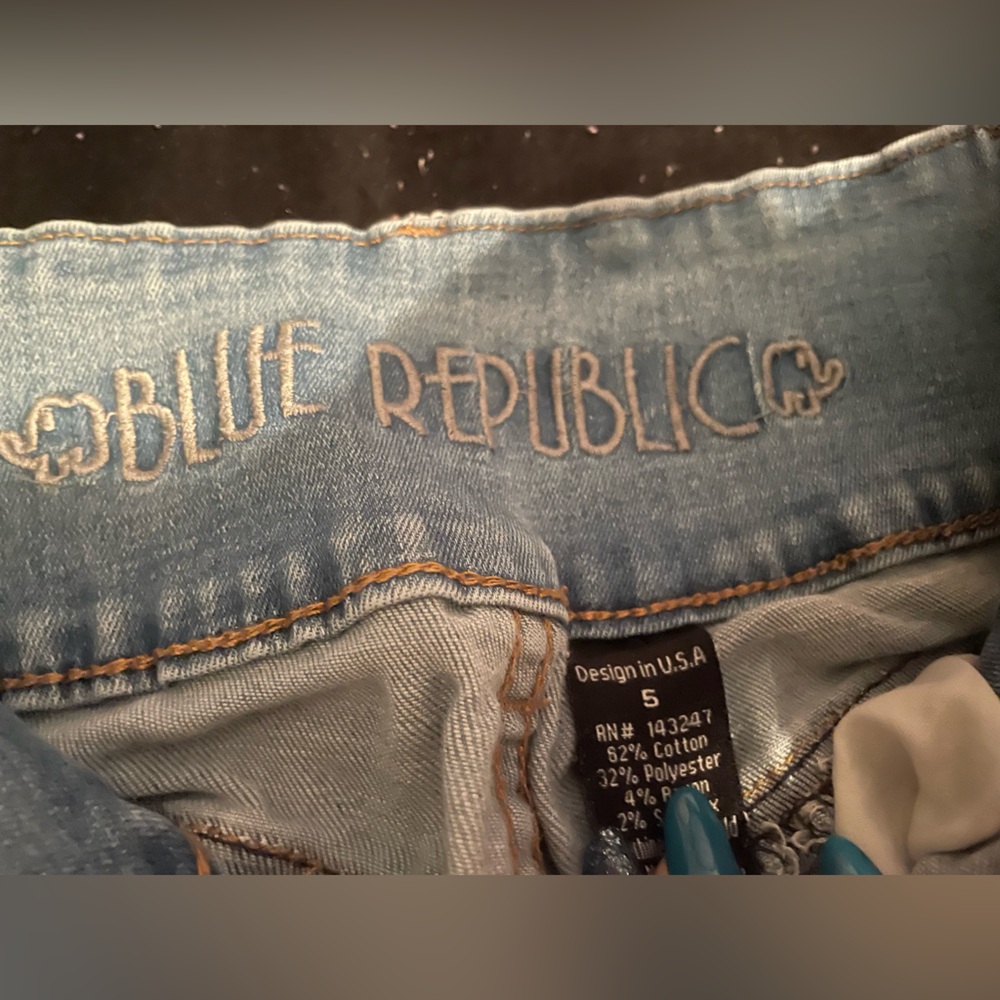 Blue Republic Women's High Rise Light Blue Jeans